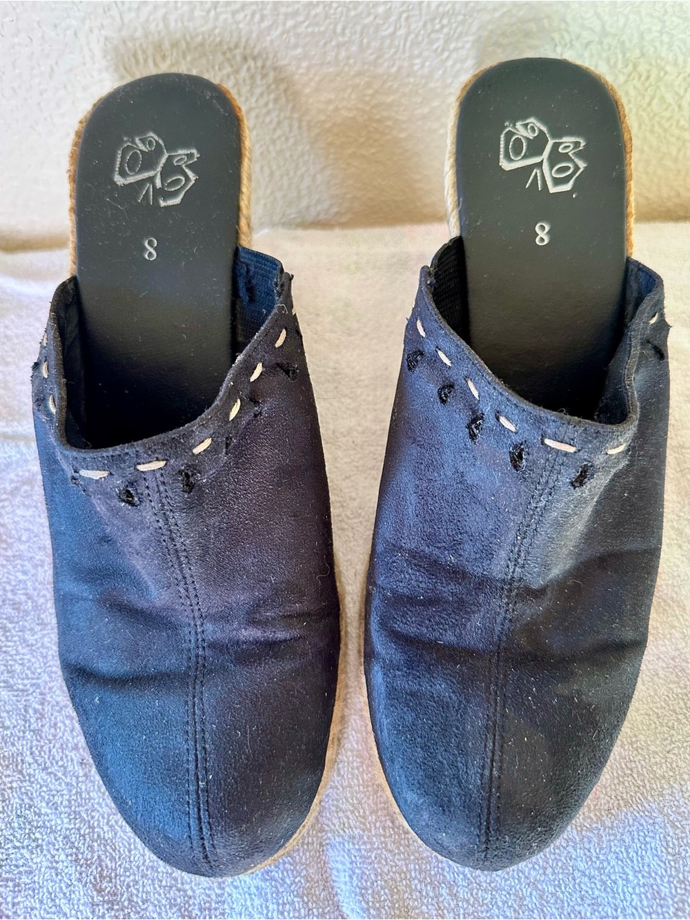 Black Slip-On Mule Clogs - Size 8